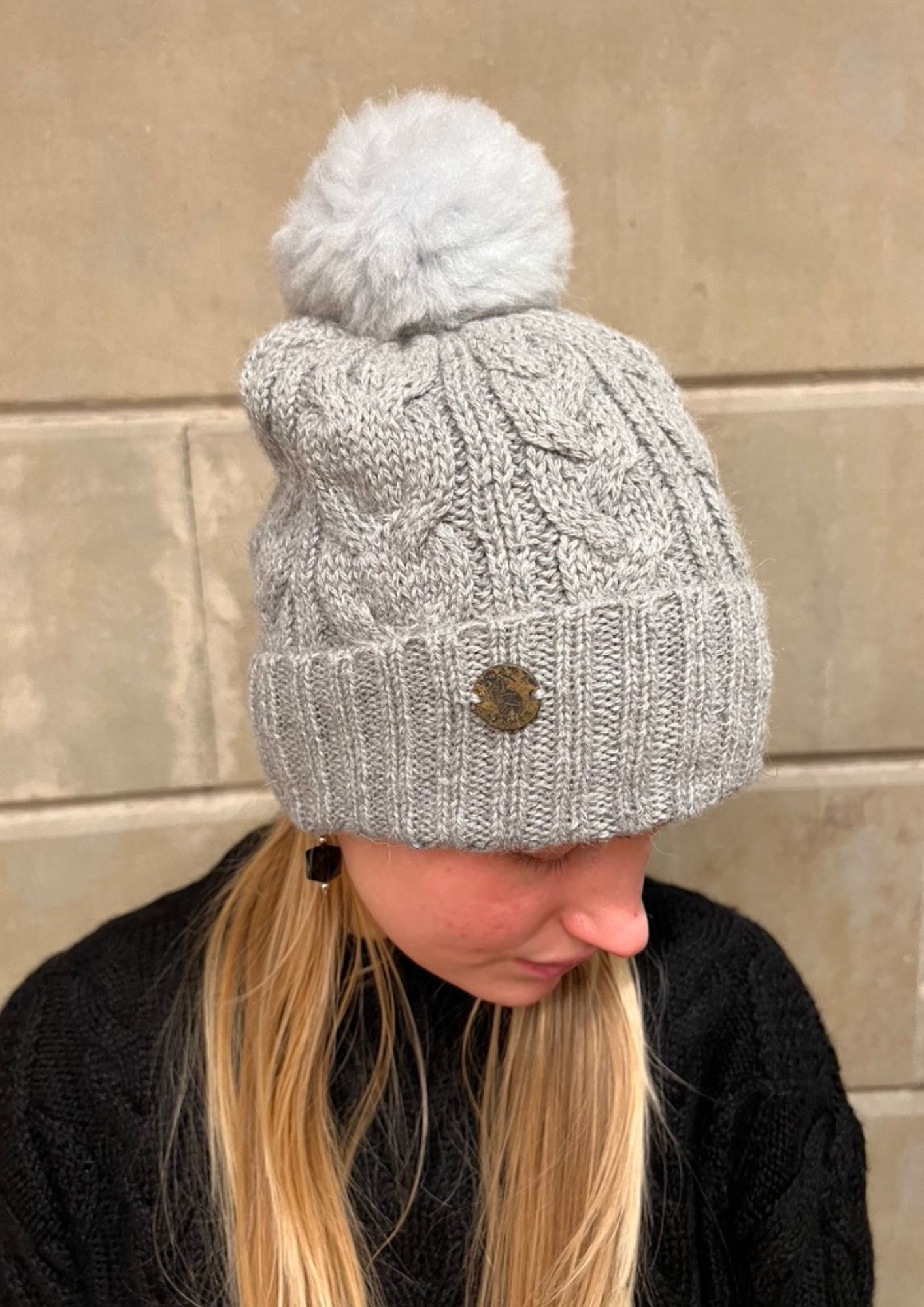 Beanie gray with cables & gray pompom - Image 2