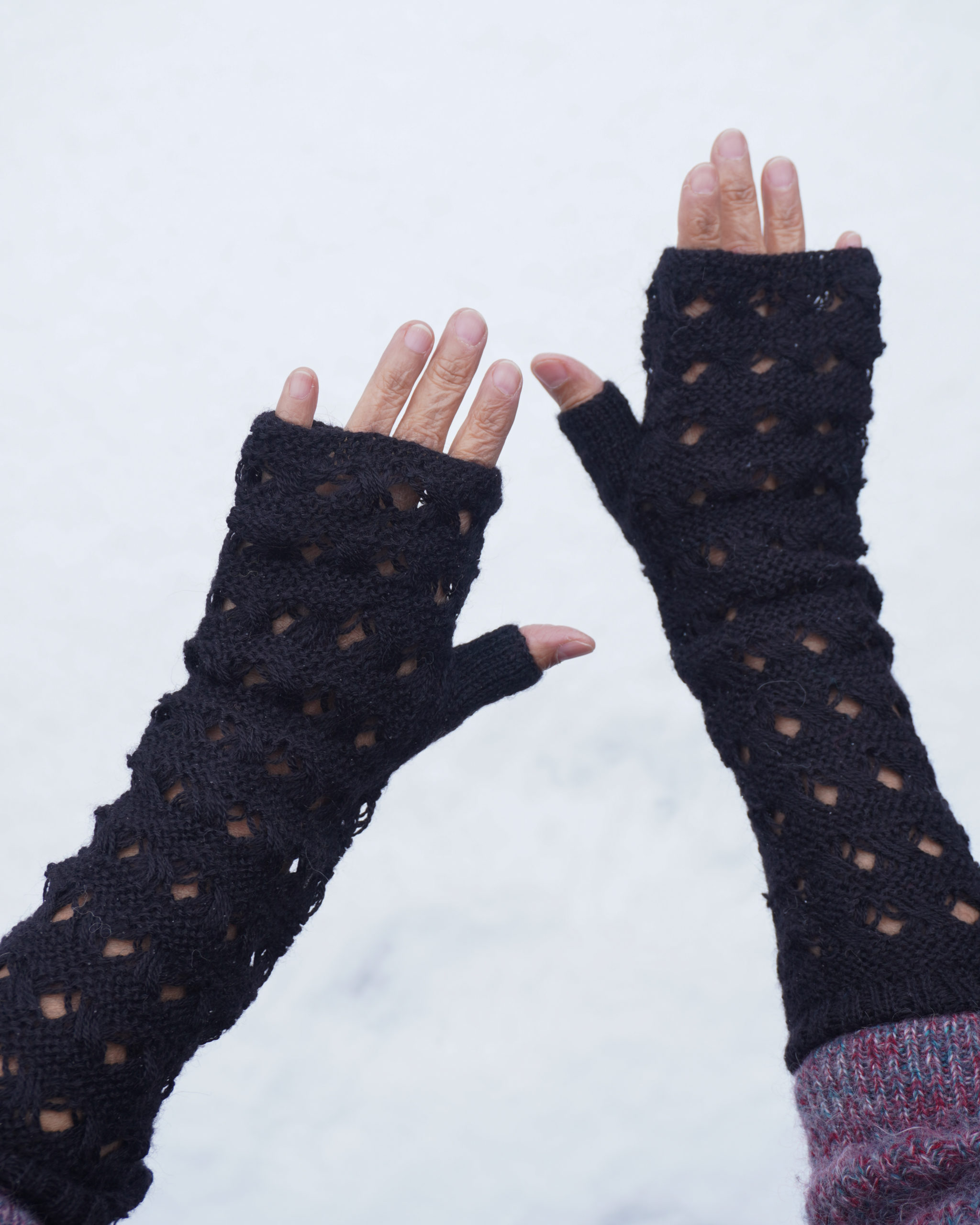 Phantasya Cat Black mittens